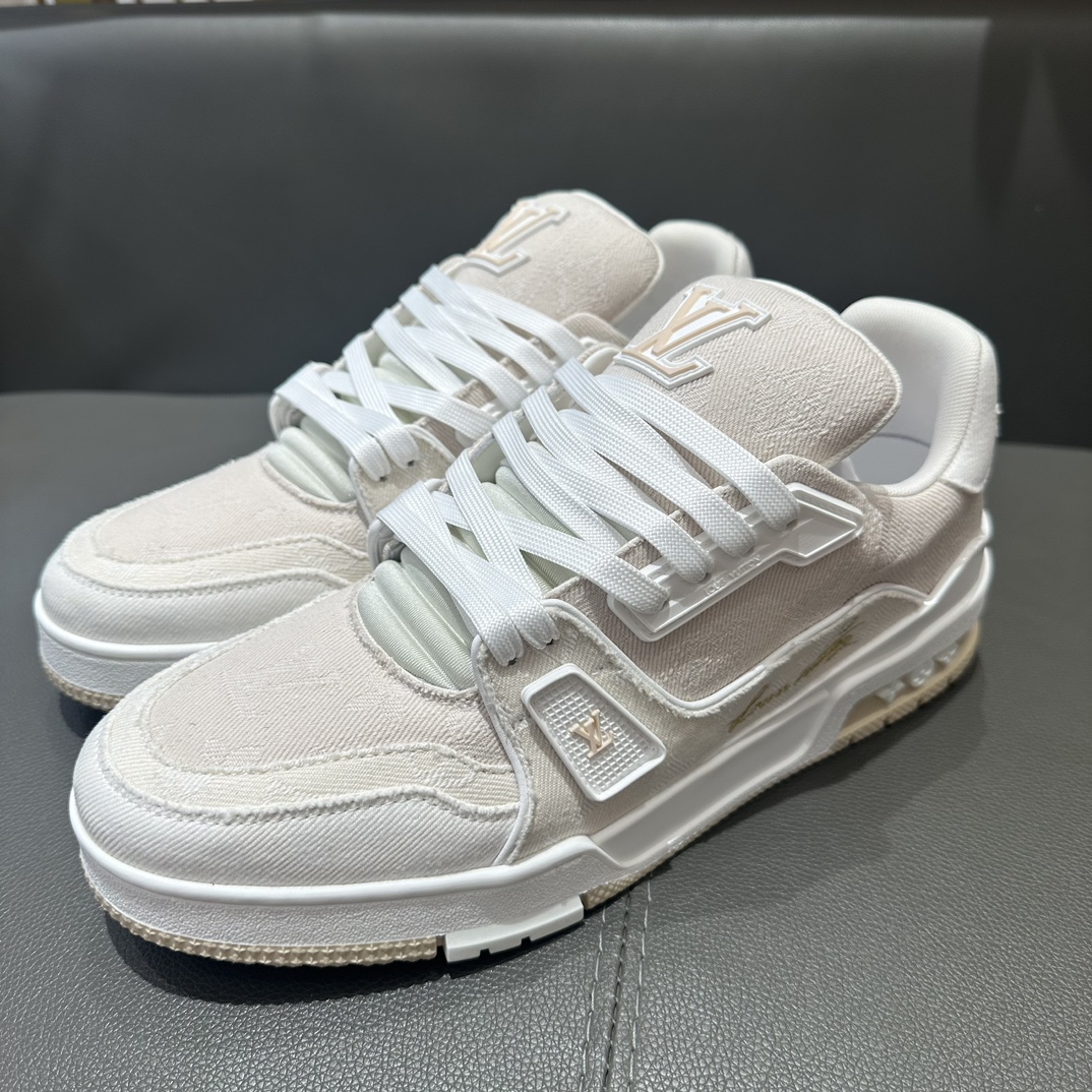 wsxc1783701721022_0 Trainer 1AC689 - Image 1