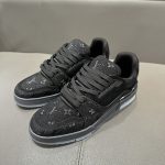 Trainer