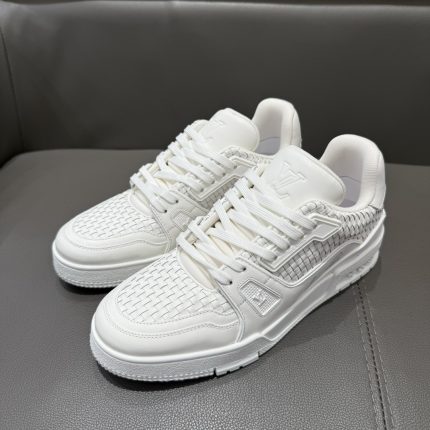 Trainer