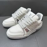 Trainer