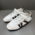 Sneakerina