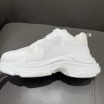 Triple S 524039WTRST9070 — изображение 3