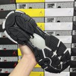 Runner 677403W3RB29010 — изображение 10